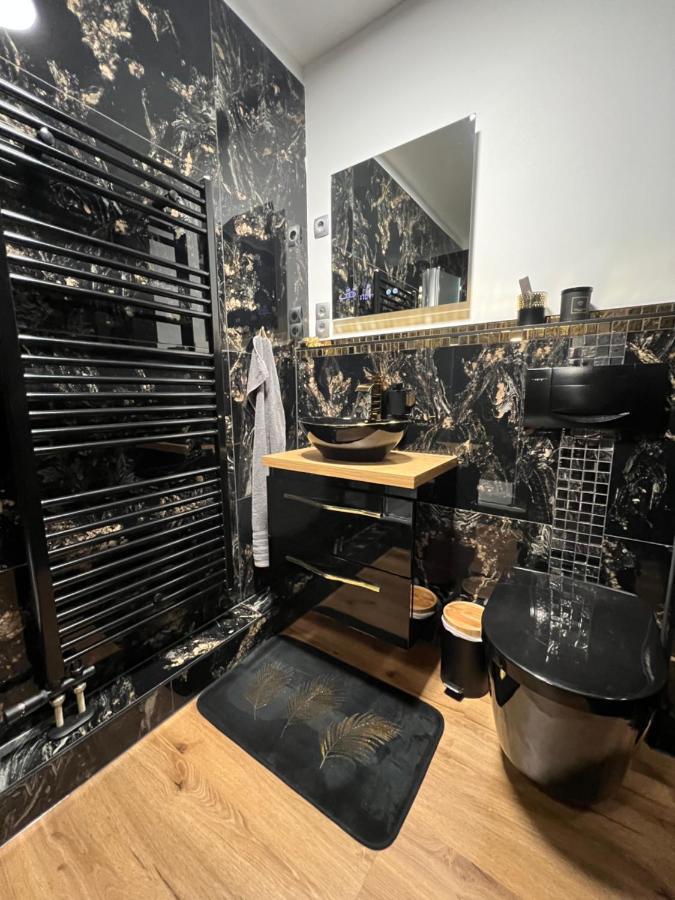 Nieman'S Loft Apartment เอมเดน ภายนอก รูปภาพ