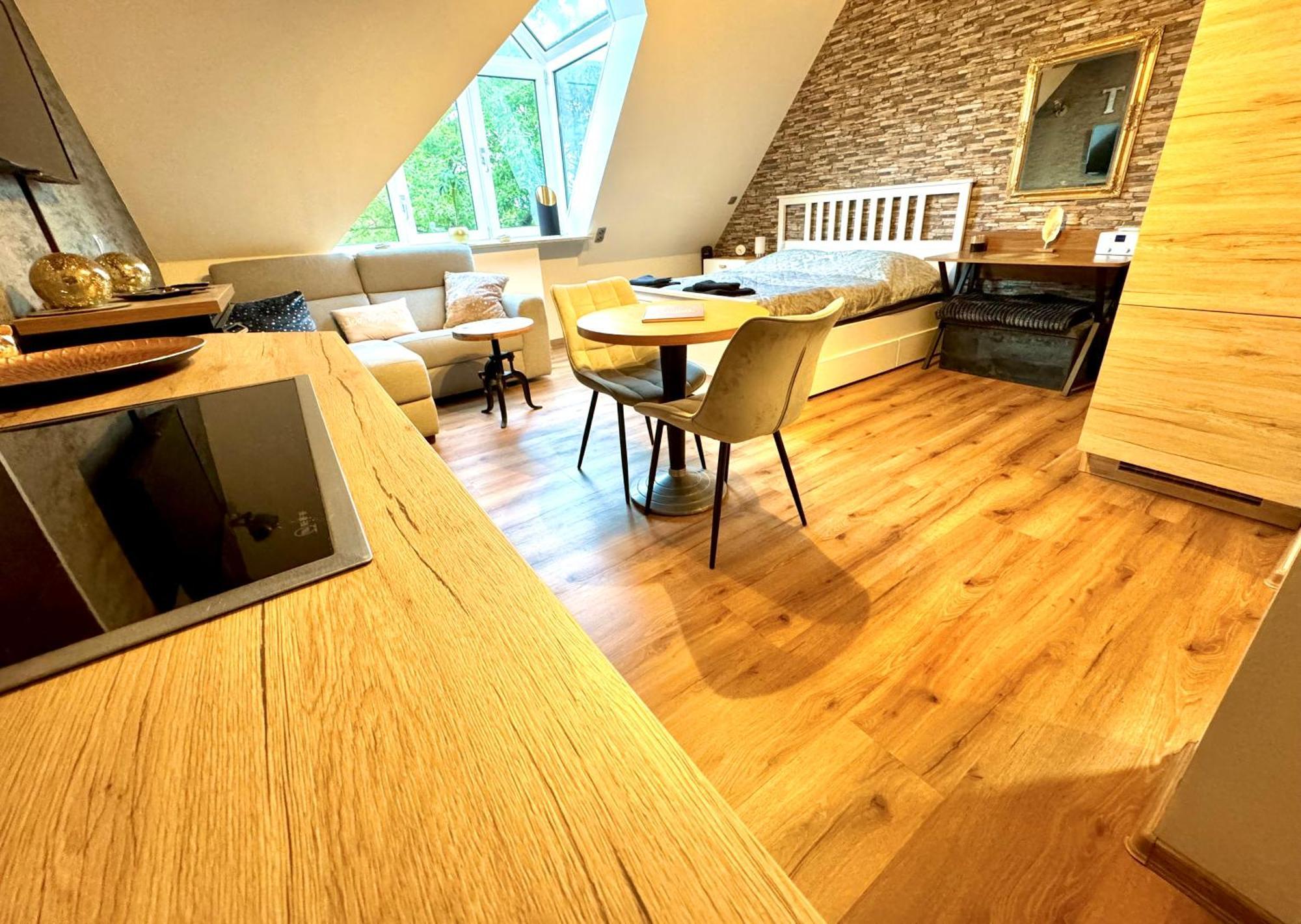Nieman'S Loft Apartment เอมเดน ภายนอก รูปภาพ